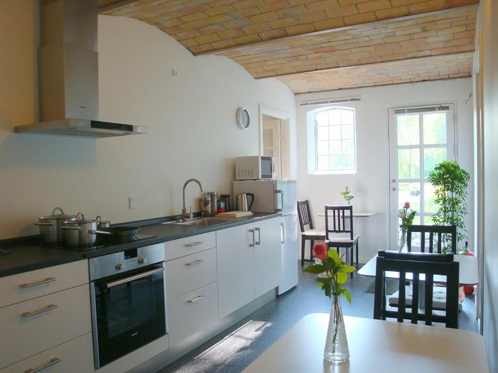 Engelsholm Bed&Breakfast Bredsten  Exteriör bild